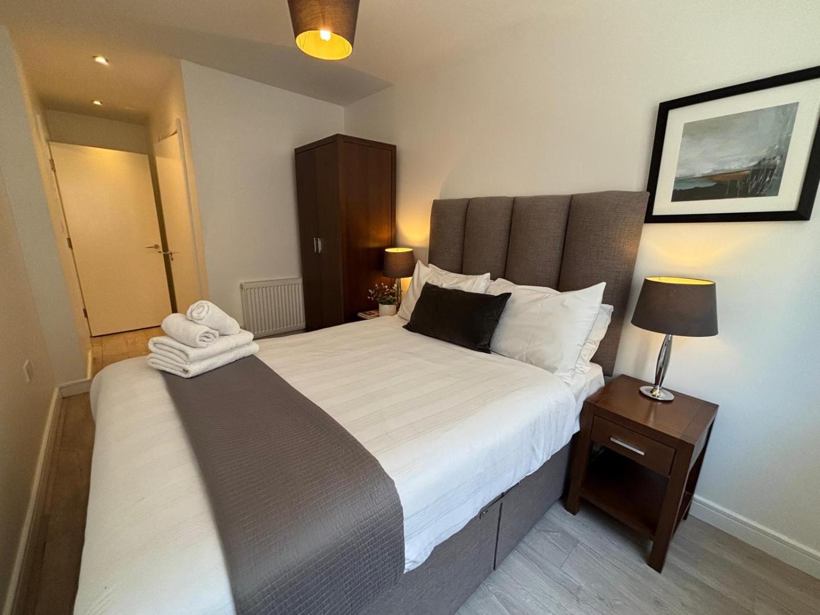 לונדון City Aldgate Apartments מראה חיצוני תמונה